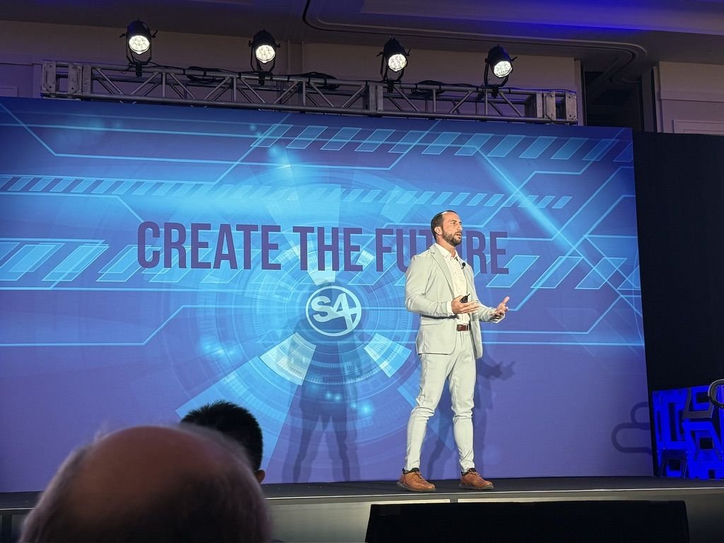 Jeffrey presenting on the S4 main stage